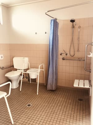 thumbnail: Bathroom