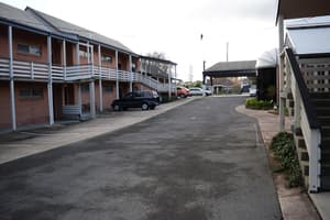 thumbnail: Parking