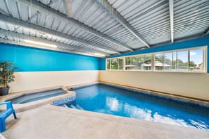 thumbnail: Pool