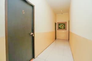 thumbnail: Interior detail