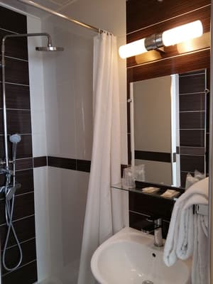 thumbnail: Bathroom