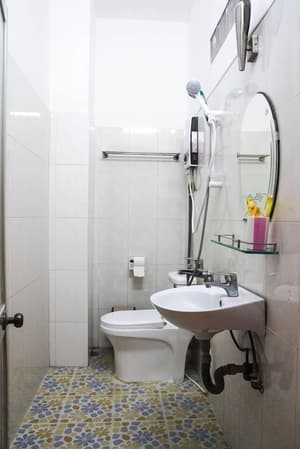 thumbnail: Bathroom