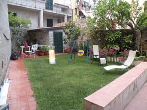 thumbnail: Children's play area - outdoor