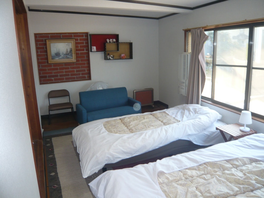 Primary image