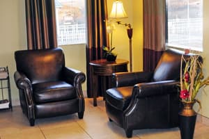 thumbnail: Lobby sitting area