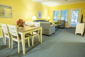thumbnail: Dining room