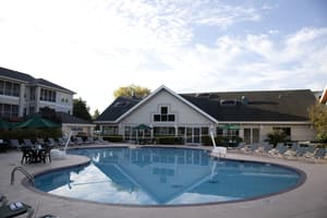 thumbnail: Pool
