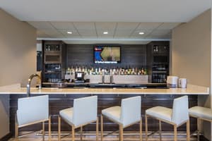 thumbnail: Bar (on property)