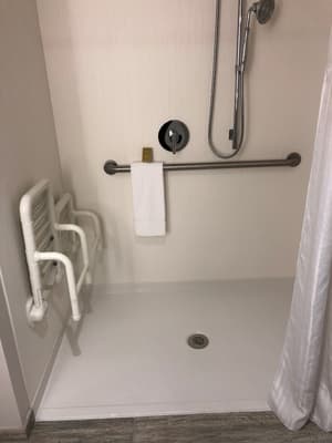 thumbnail: Bathroom shower