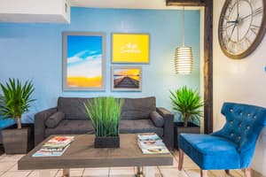 thumbnail: Lobby sitting area