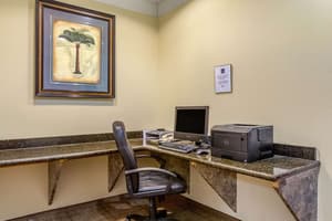 thumbnail: Business center