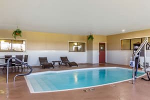 thumbnail: Pool