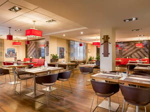 thumbnail: Restaurant