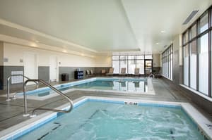 thumbnail: Pool