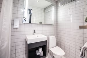 thumbnail: Bathroom