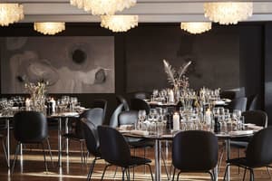 thumbnail: Restaurant