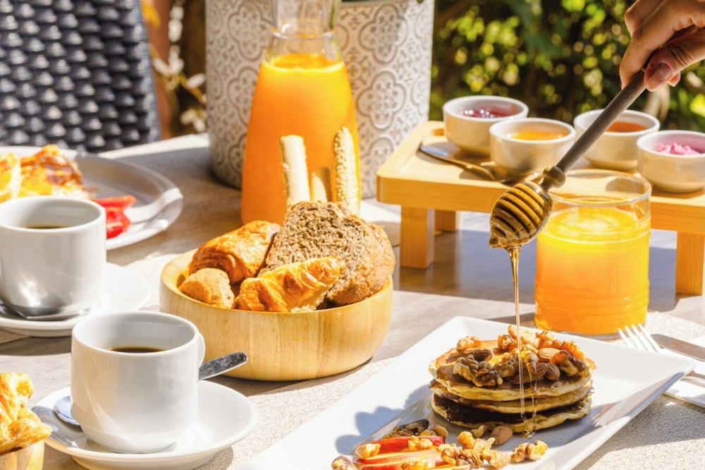 Breakfast meal
