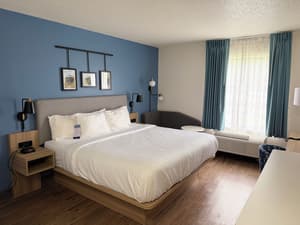 thumbnail: Room