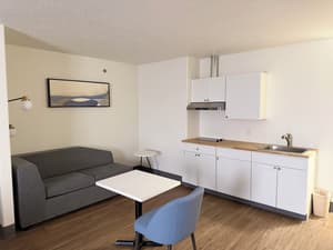 thumbnail: Private kitchenette