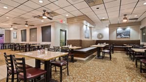 thumbnail: Breakfast area
