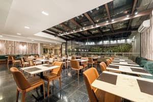 thumbnail: Breakfast buffet