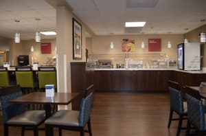 thumbnail: Breakfast area