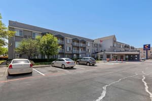 thumbnail: Exterior