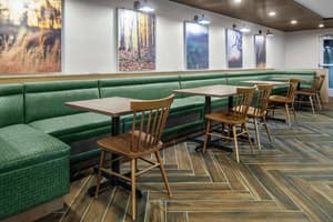 thumbnail: Restaurant