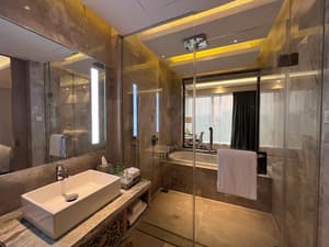 thumbnail: Bathroom