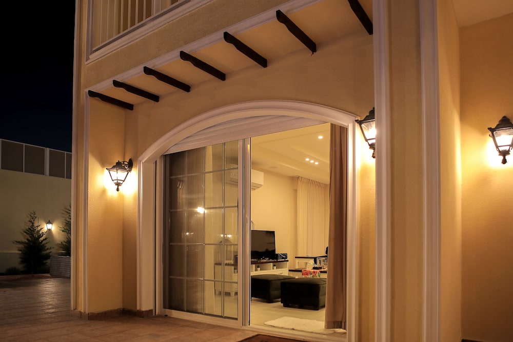 Front of property - evening/night