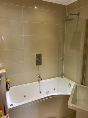 thumbnail: Bathroom