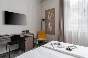thumbnail: Room