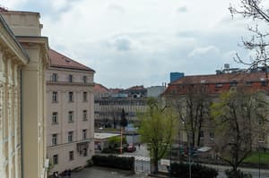 thumbnail: Street view