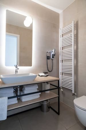 thumbnail: Bathroom