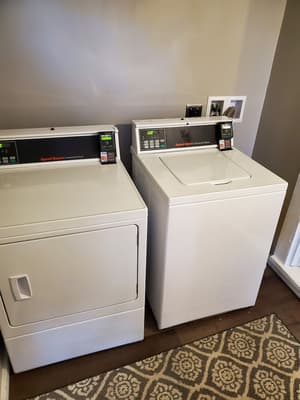 thumbnail: Laundry room