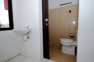 thumbnail: Bathroom