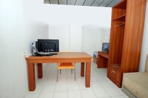 thumbnail: Reception