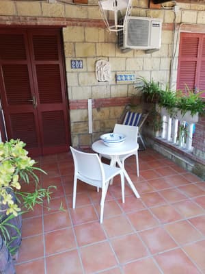 thumbnail: Terrace/patio