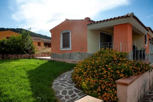 thumbnail: Exterior