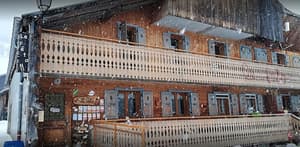 thumbnail: Front of property