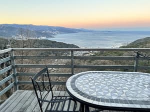 thumbnail: Balcony view