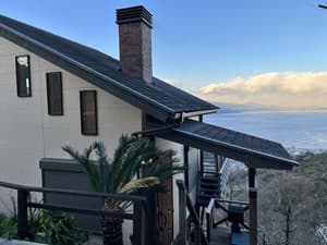 thumbnail: Exterior