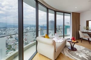 thumbnail: Balcony view