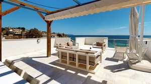 thumbnail: Sundeck