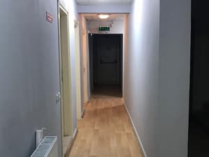thumbnail: Hallway