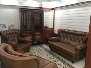 thumbnail: Lobby sitting area