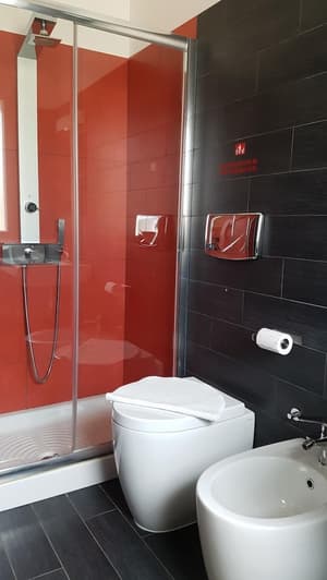 thumbnail: Bathroom