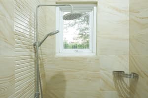 thumbnail: Bathroom shower