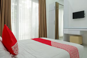 thumbnail: View from room