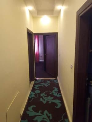thumbnail: Interior detail